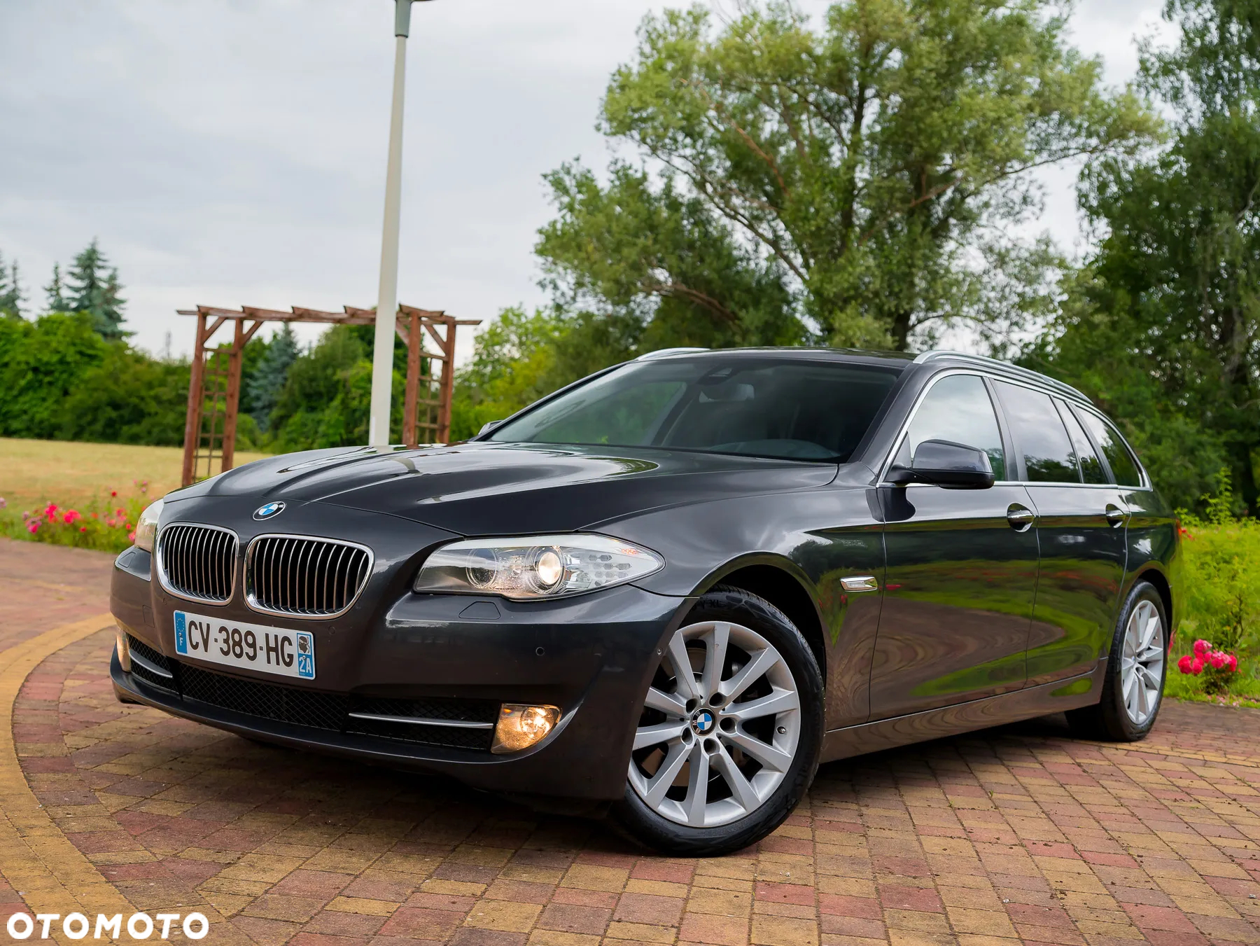 BMW Seria 5 525d Touring Sport-Aut Luxury Line - 13