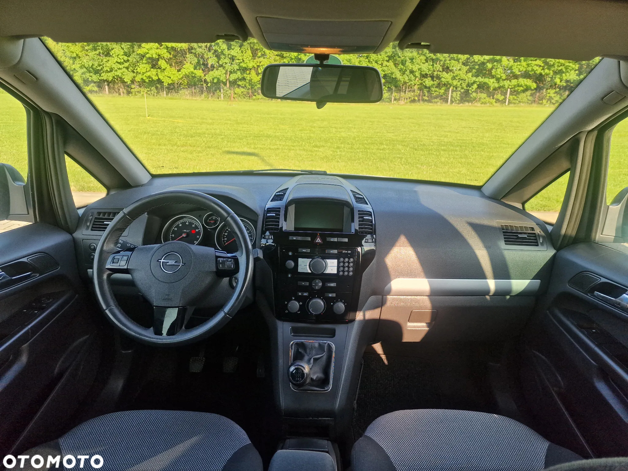 Opel Zafira 1.6 Cosmo - 13