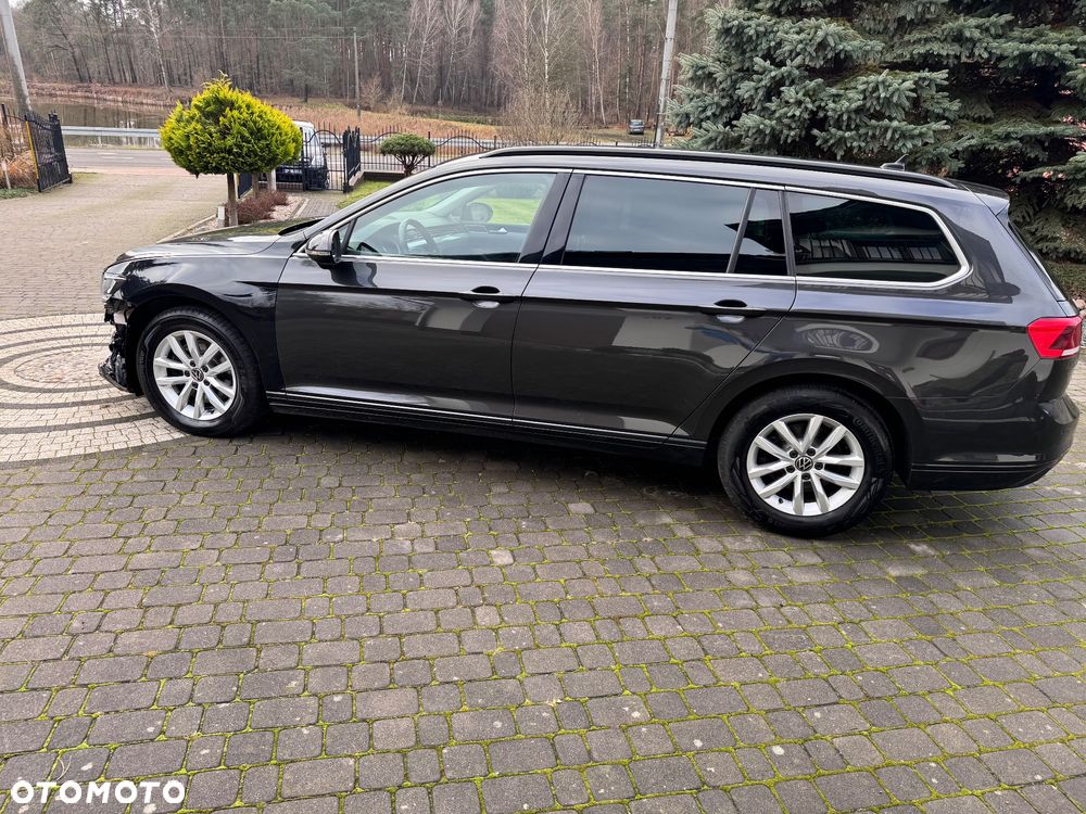 Volkswagen Passat 2.0 TDI SCR DSG Elegance - 8