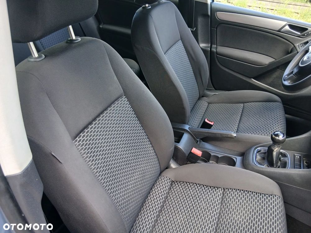 Volkswagen Golf 1.6 Comfortline - 9
