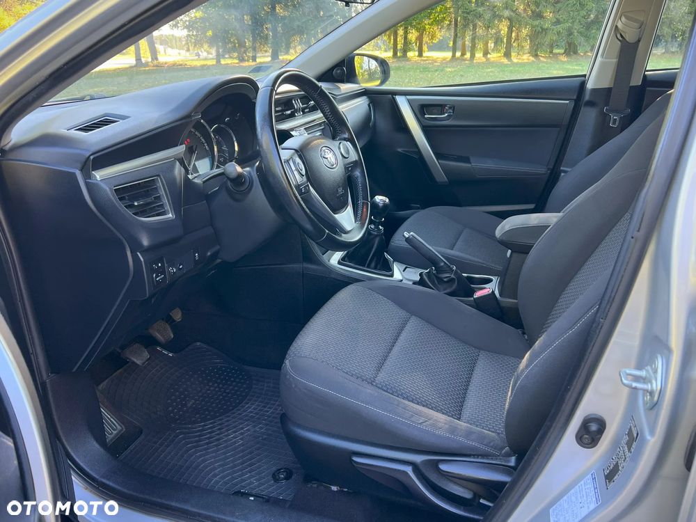 Toyota Corolla 1.6 Premium EU6 - 16