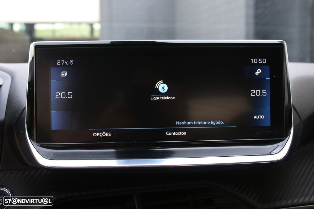 Peugeot 2008 1.5 BlueHDi Allure EAT8 - 33