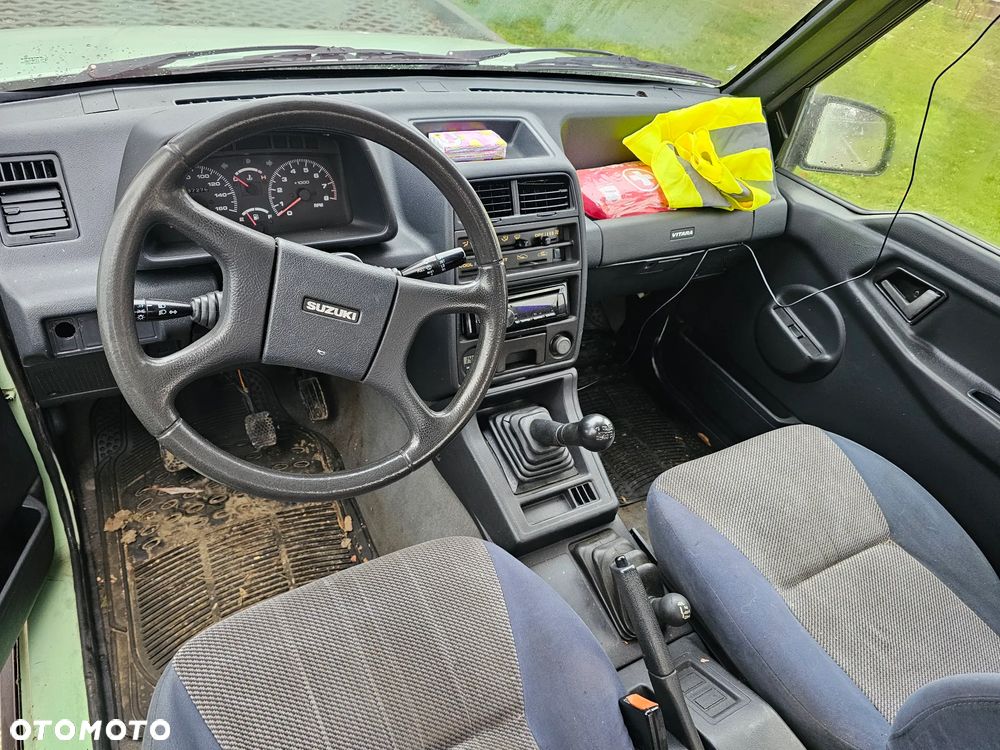 Suzuki Vitara - 11