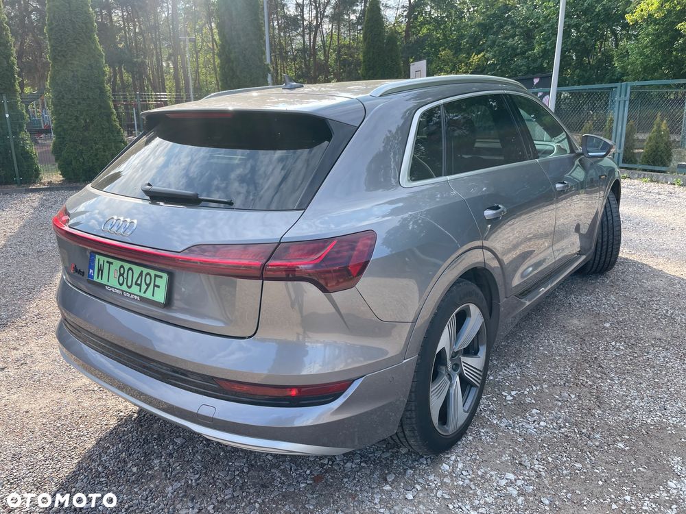 Audi e-tron 55 Quattro S Line - 13
