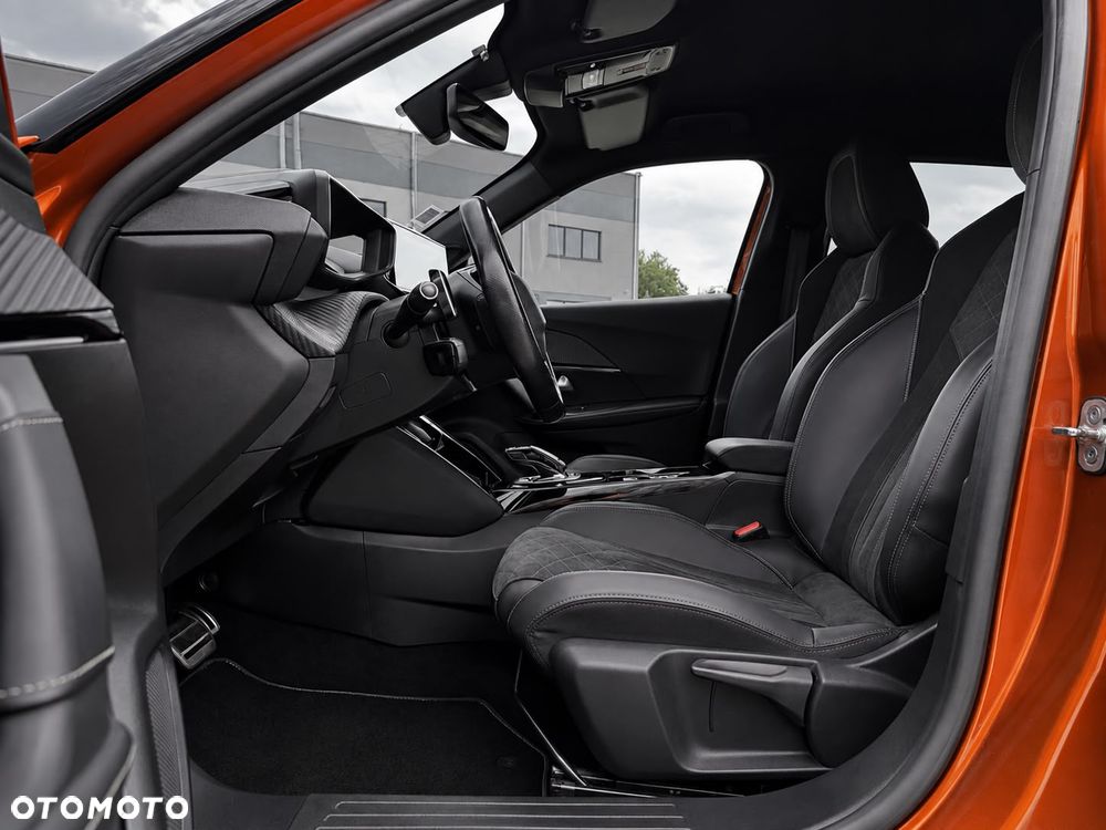 Peugeot 2008 1.5 BlueHDi GT Line S&S EAT8 - 21