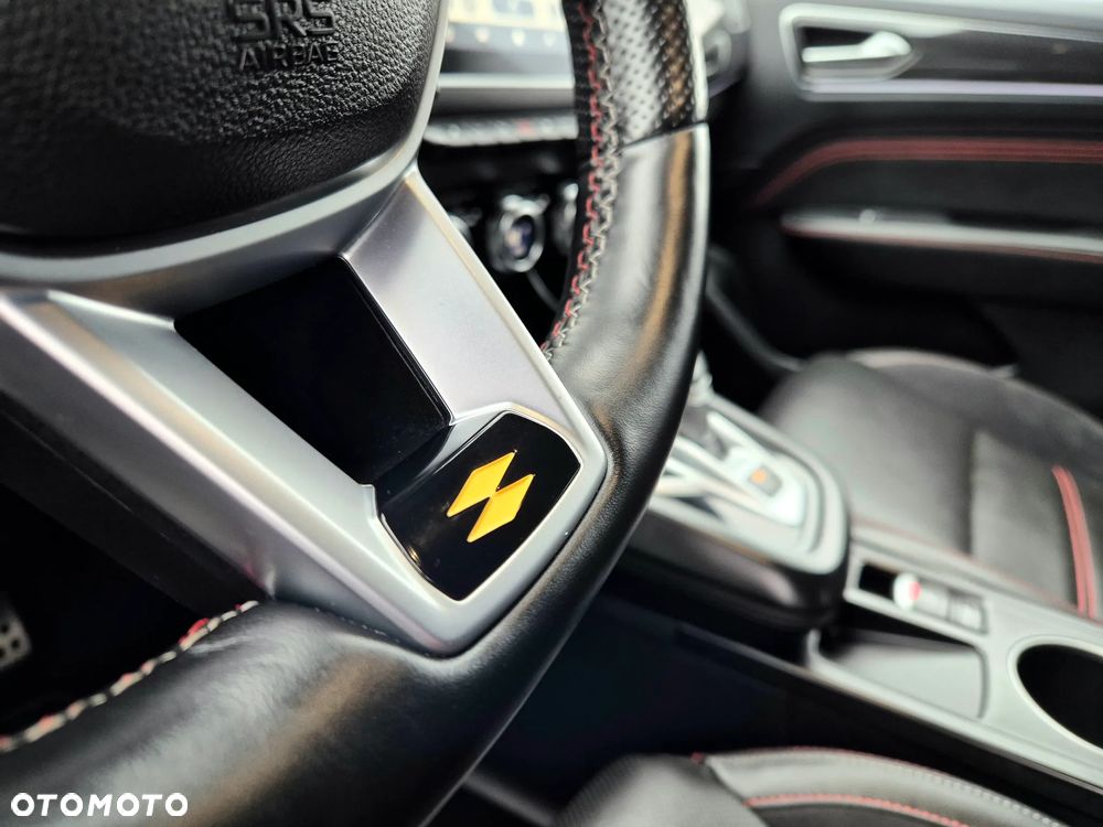 Renault Arkana E-TECH 145 R.S.LINE - 12