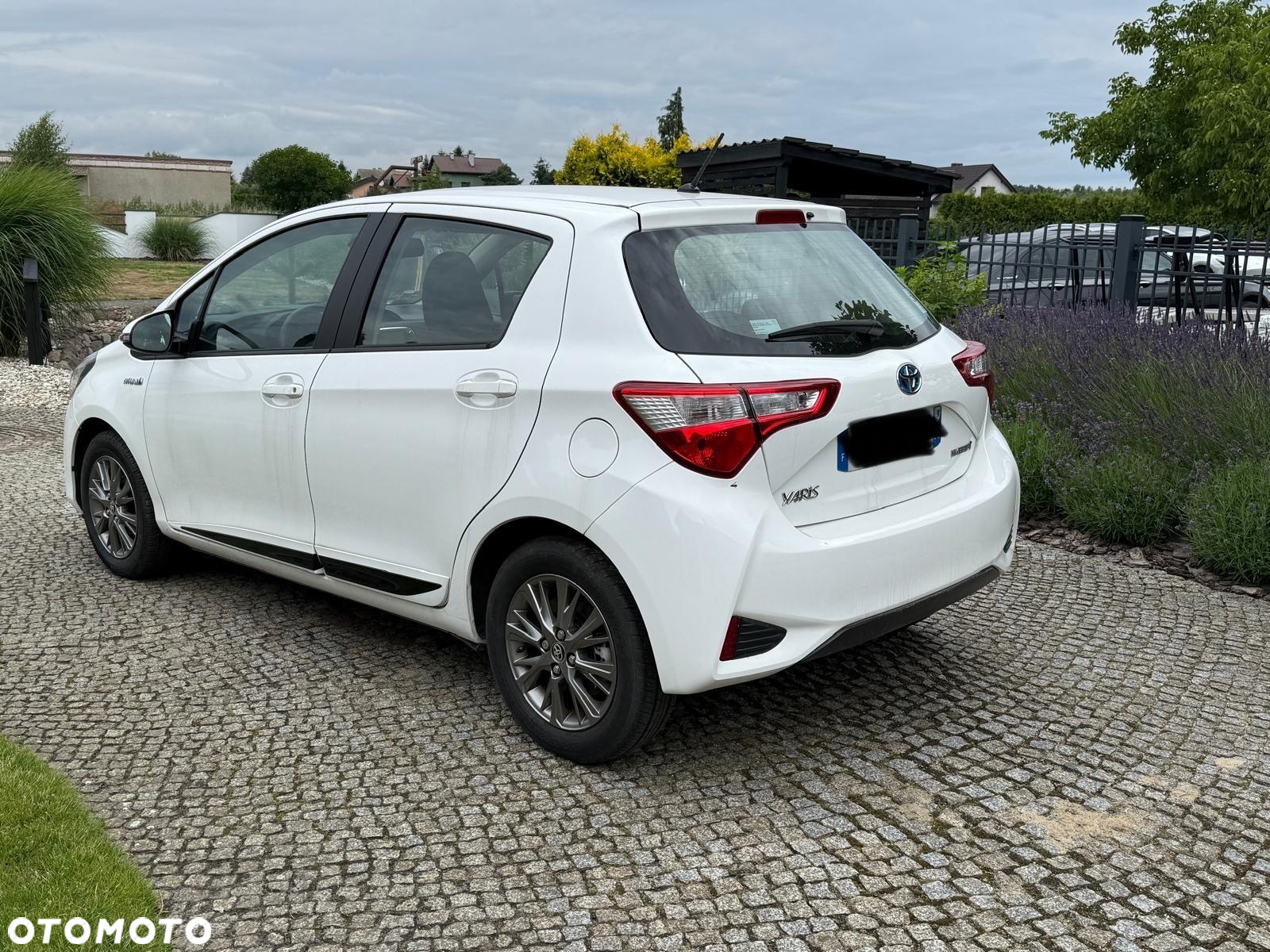 Toyota Yaris Hybrid 1.5 Comfort - 6