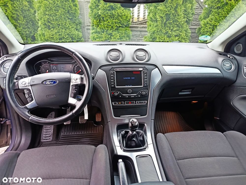 Ford Mondeo 2.0 TDCi Titanium - 23