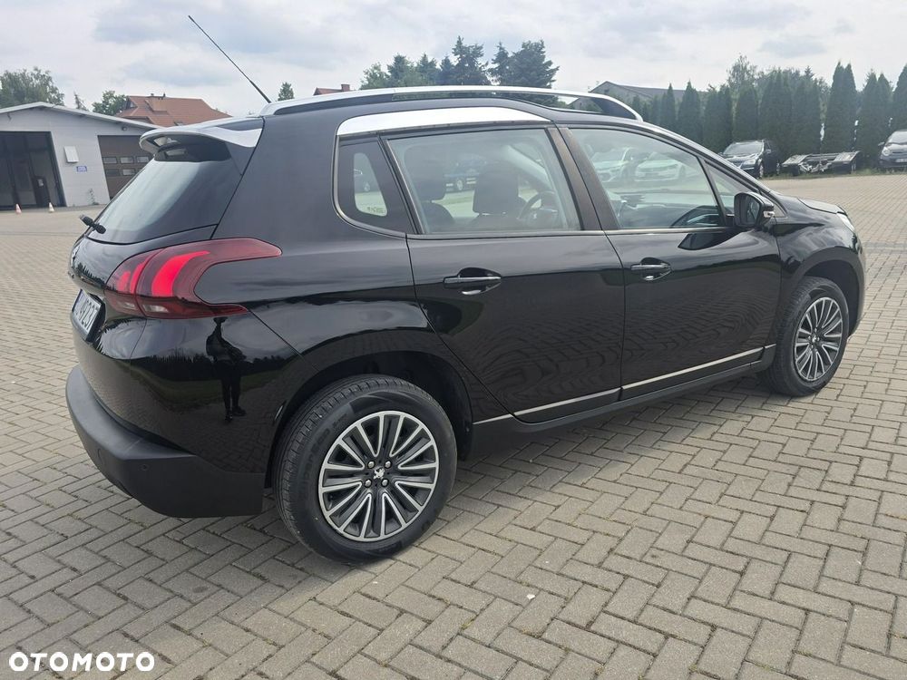 Peugeot 2008 - 6