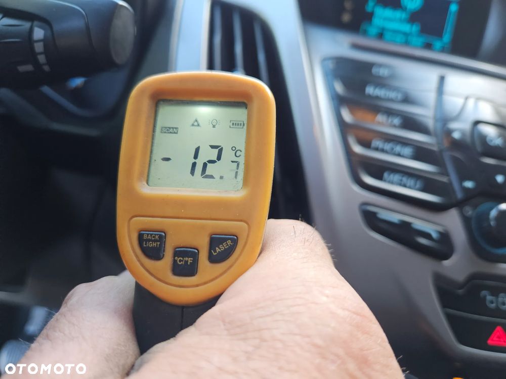 Ford Transit Connect - 12