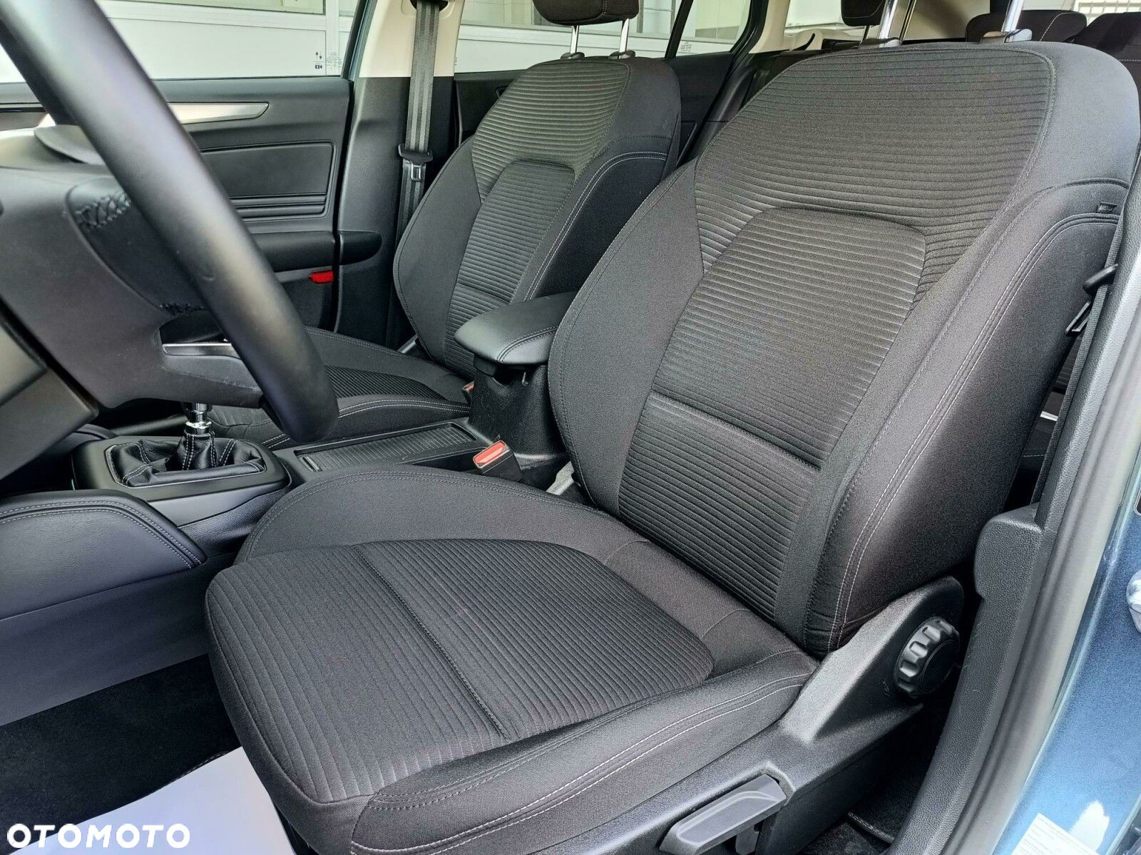 Ford Focus 1.0 EcoBoost Titanium X - 14