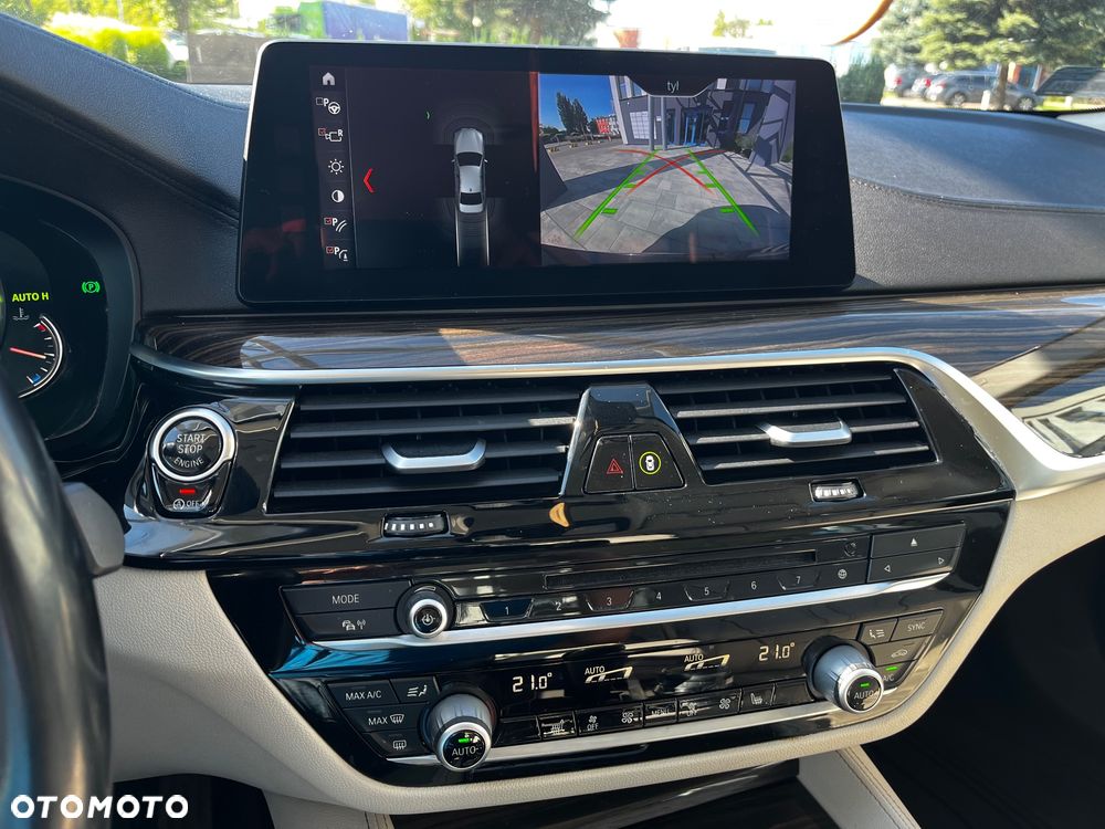 BMW Seria 5 - 21