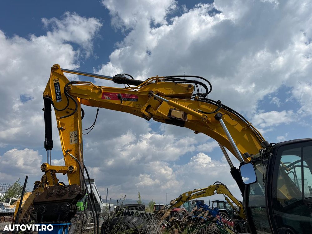 JCB JS210 - 4
