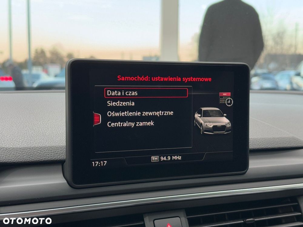 Audi A4 Limousine - 30