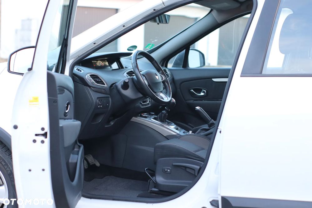 Renault Scenic ENERGY TCe 115 S&S Xmod Paris - 11