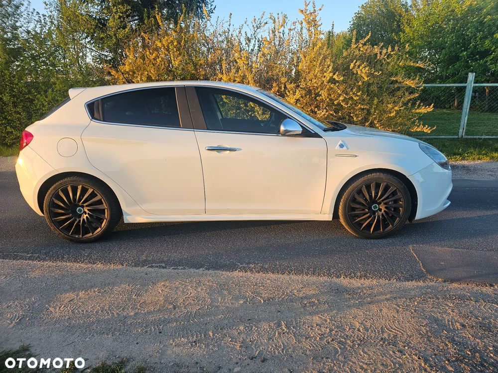 Alfa Romeo Giulietta - 13