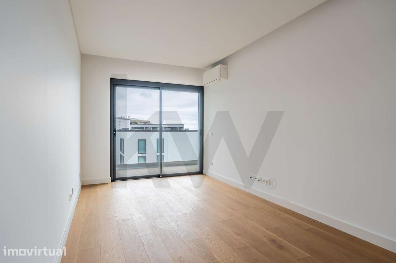 Viva o privilégio da Estrada Monumental num T2 no Aqua Residences Resi - Grande imagem: 5/18
