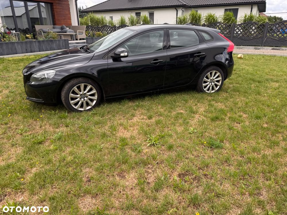 Volvo V40 D2 - 7