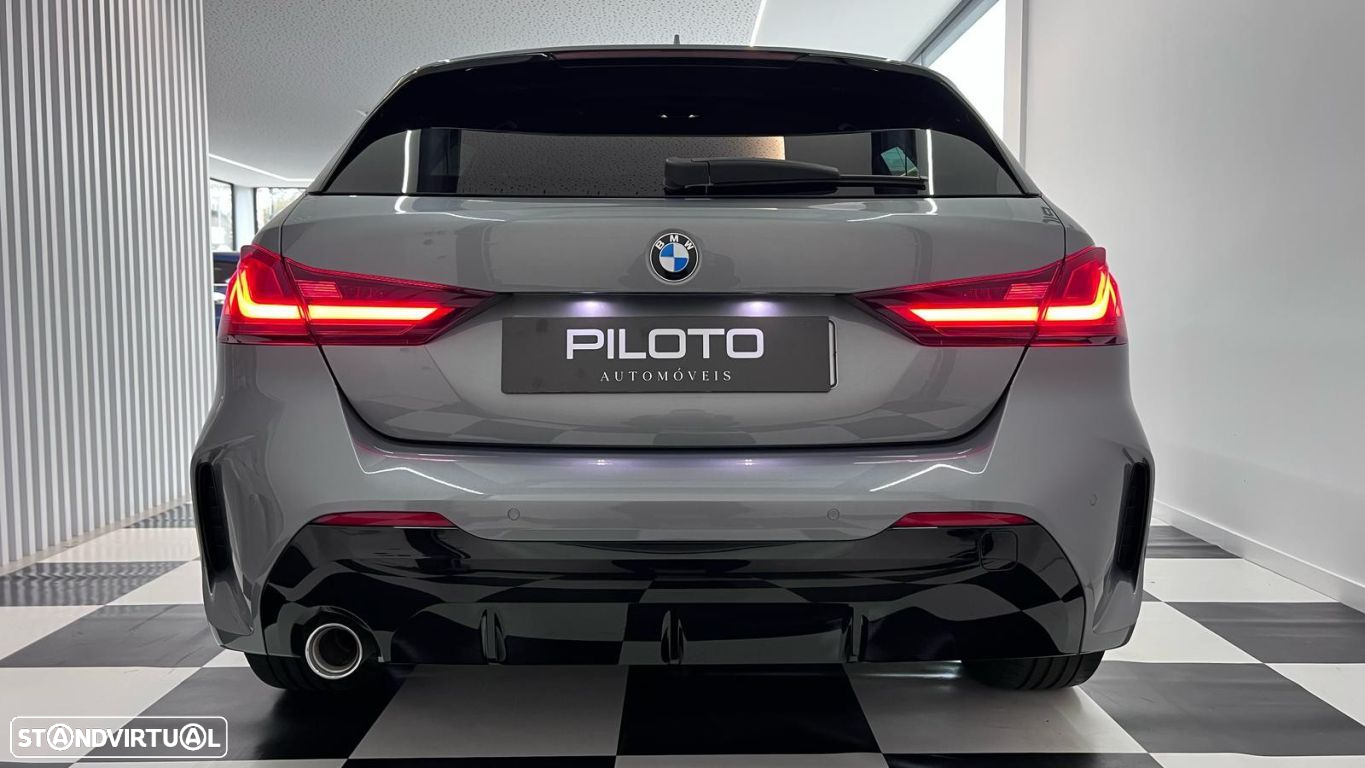 BMW 116 d Pack Desportivo M Auto - 9