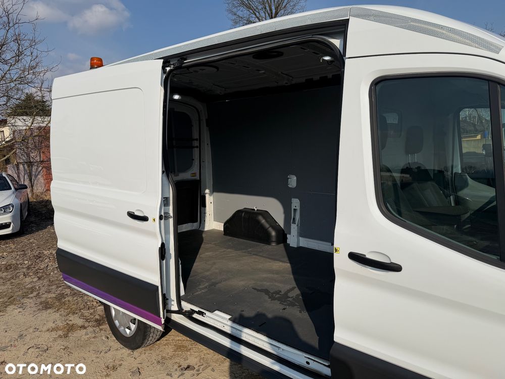 Ford Transit - 10