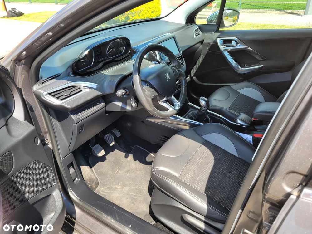 Peugeot 2008 1.6 e-HDi Active S&S - 11
