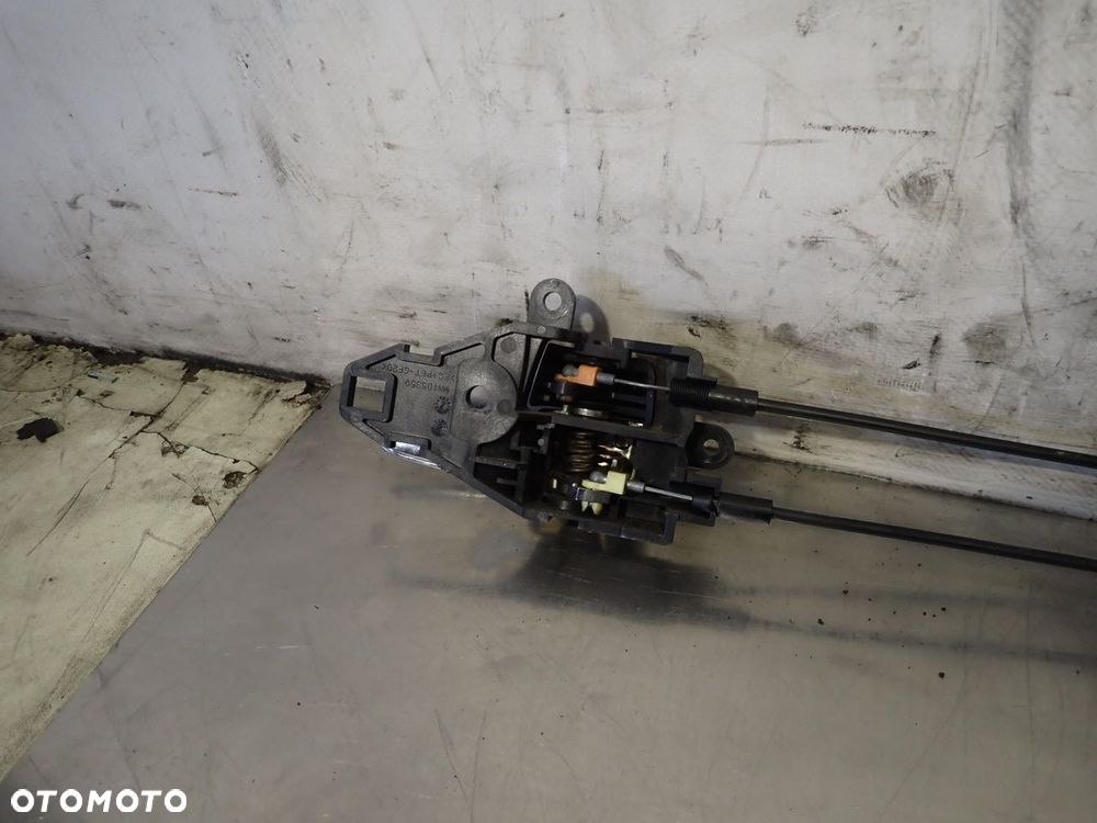 ZAMEK LEWY PRZÓD DRZWI KLAMKA MITSUBISHI LANCER VIII - 3