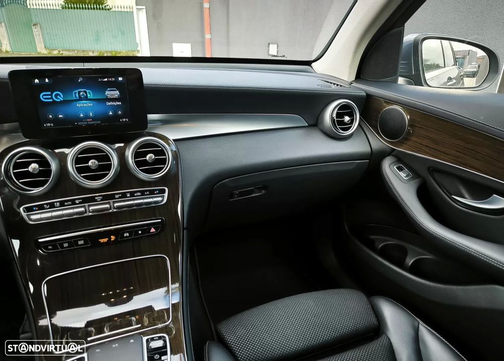 Mercedes-Benz GLC 300 e 4Matic - 21