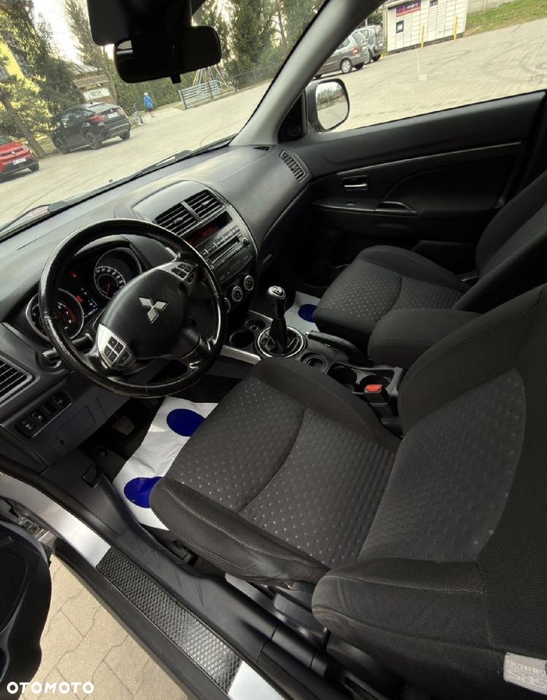 Mitsubishi ASX - 13