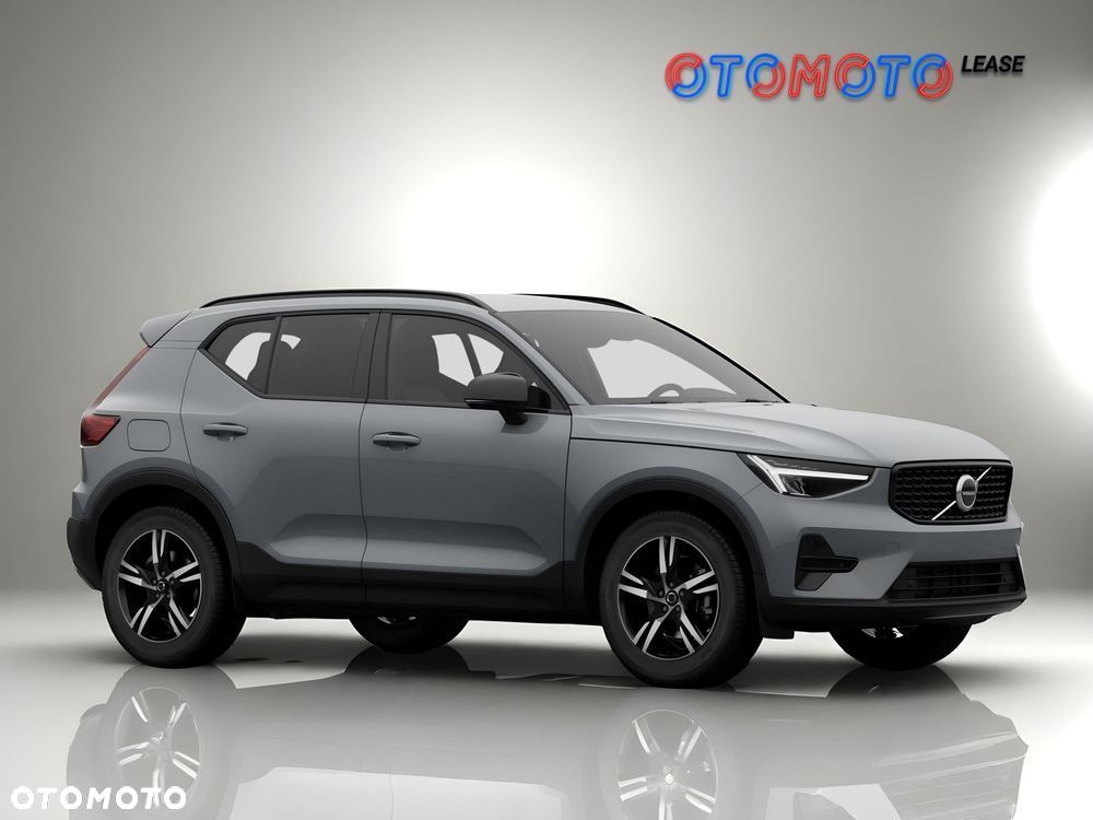 Volvo XC 40 B3 Plus Dark - 4
