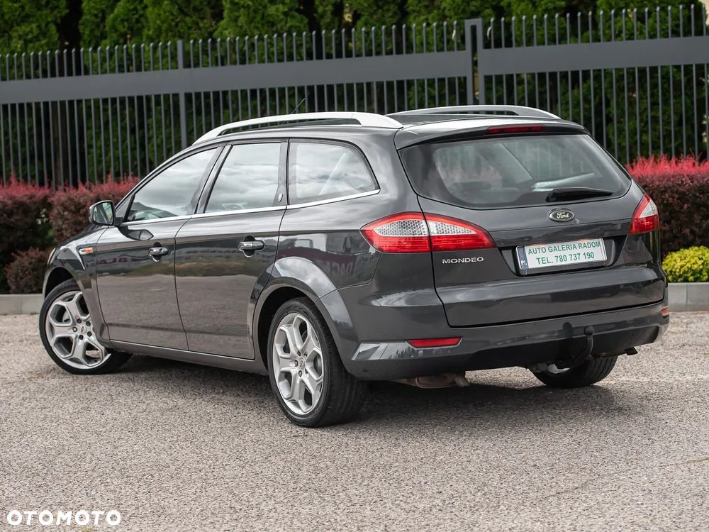 Ford Mondeo 2.3 Ghia - 9