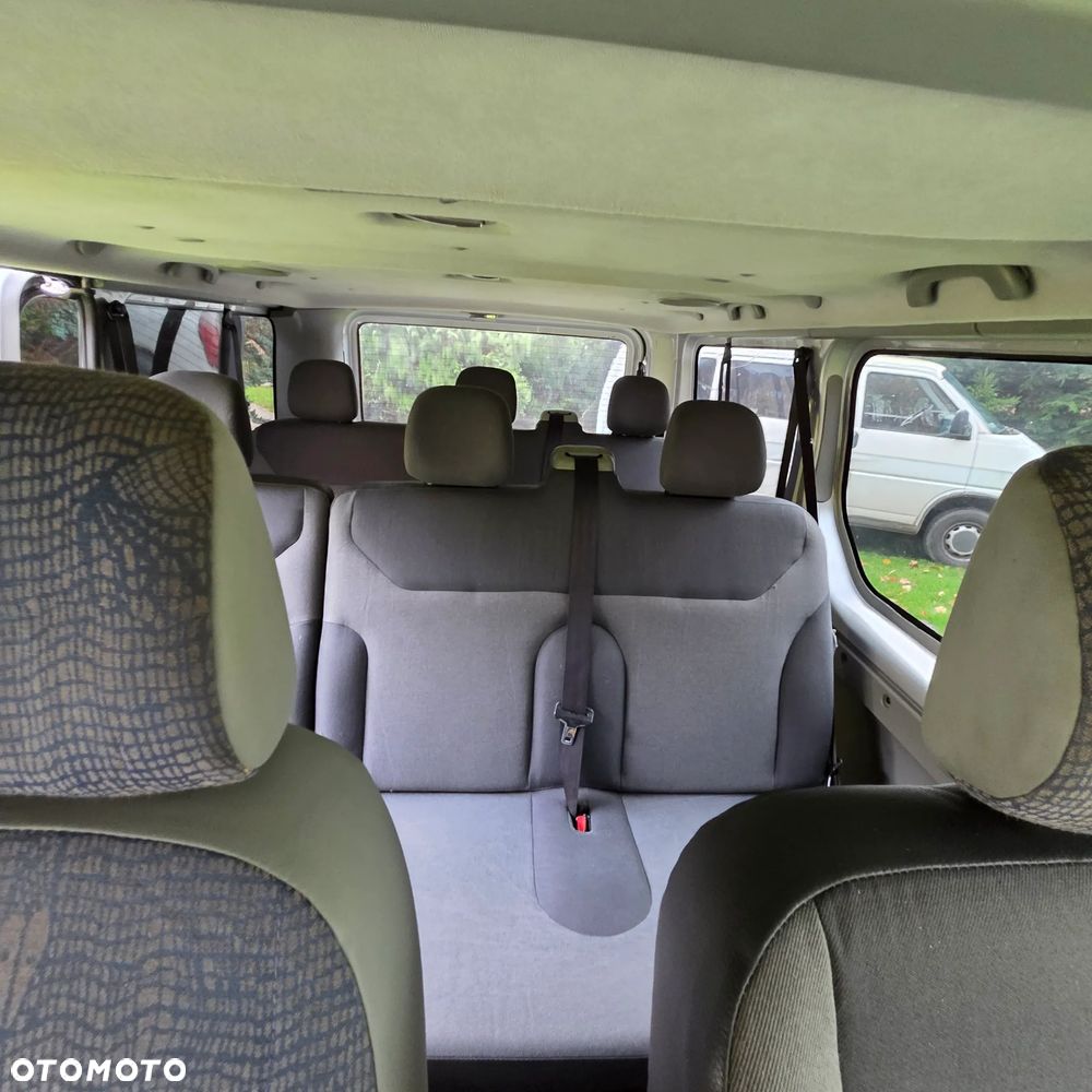 Renault Trafic - 10