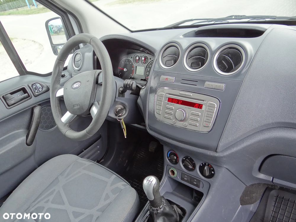 Ford TRANSIT CONNECT - 9