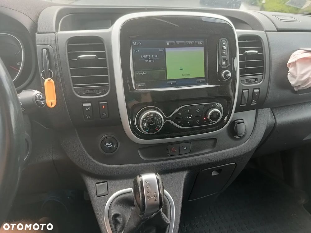 Renault Trafic Grand 2.0 dCi EDC - 19