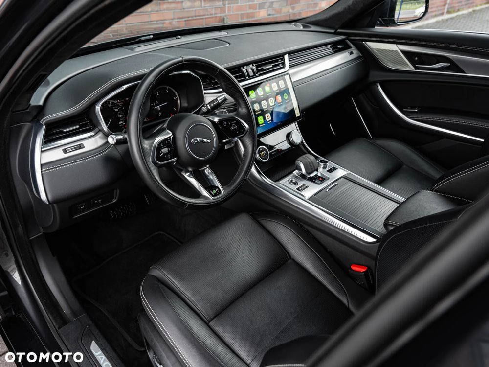 Jaguar XF D200 R-Dynamic HSE - 21