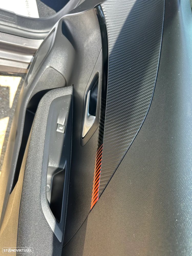 Peugeot 208 PureTech 100 Allure - 13