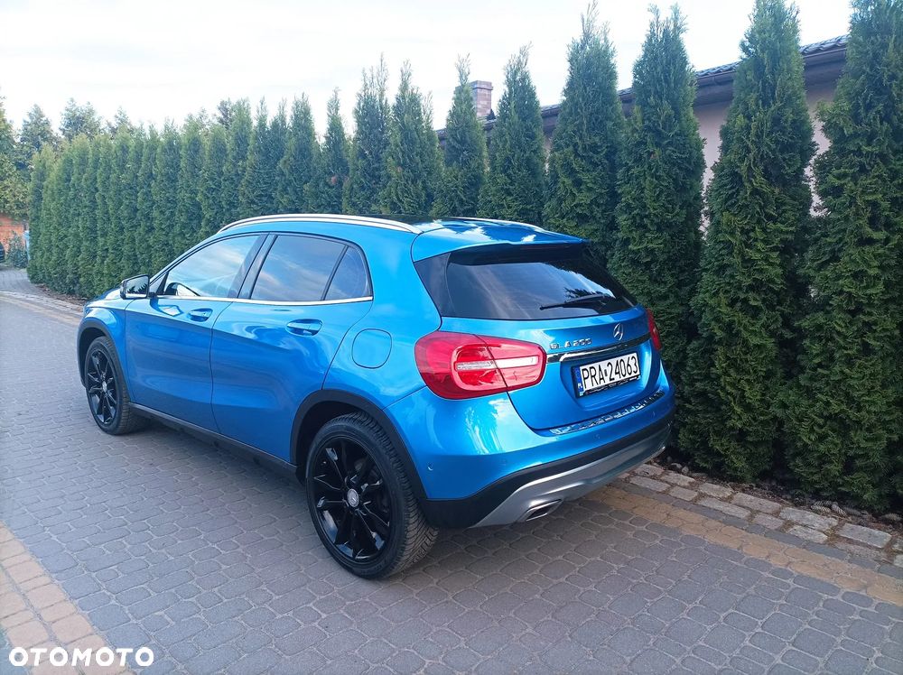 Mercedes-Benz GLA 200 7G-DCT Activity Edition - 4