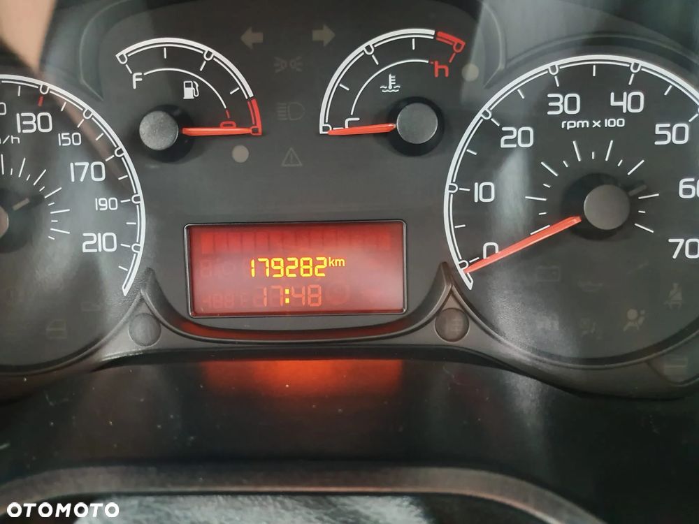 Fiat Doblo 1.6 Multijet 16V Dynamic - 19