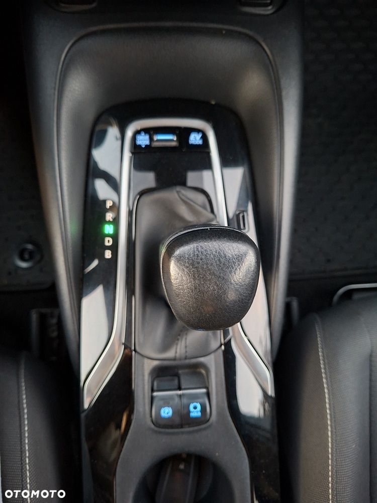 Suzuki Swace 1.8 Hybrid Premium Plus CVT - 15