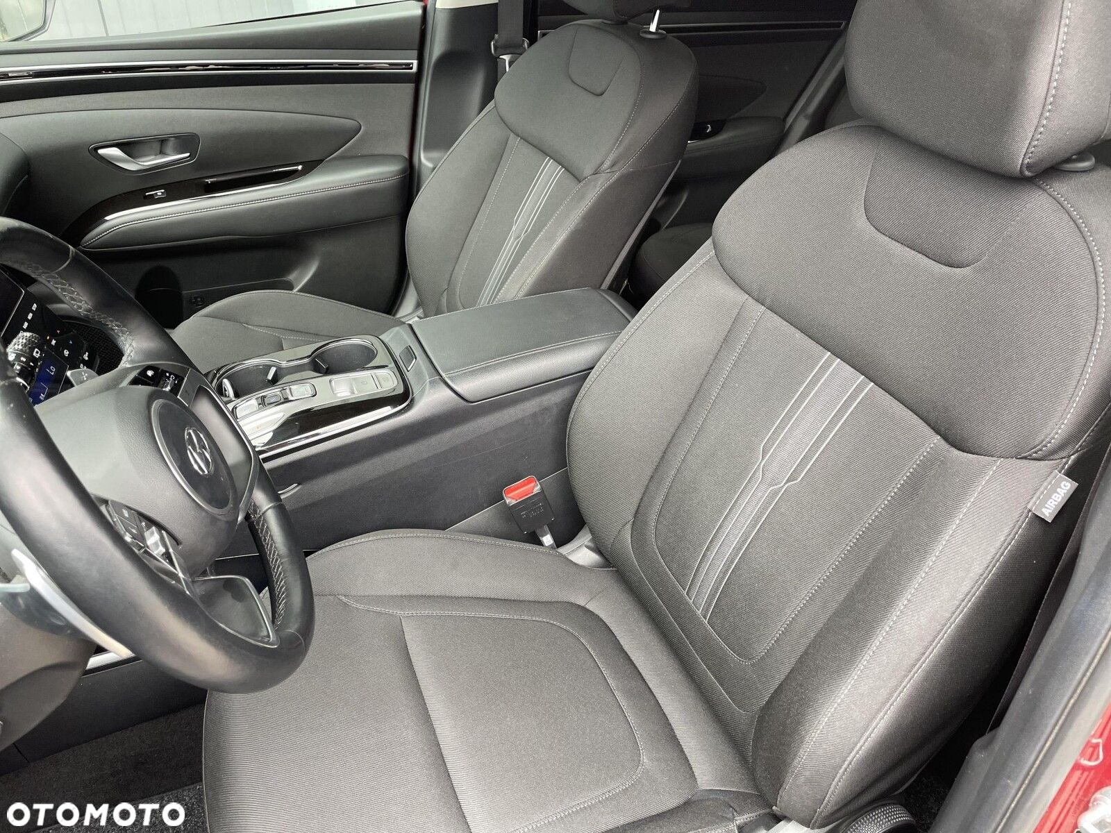 Hyundai Tucson 1.6 T-GDi HEV Executive 2WD - 12