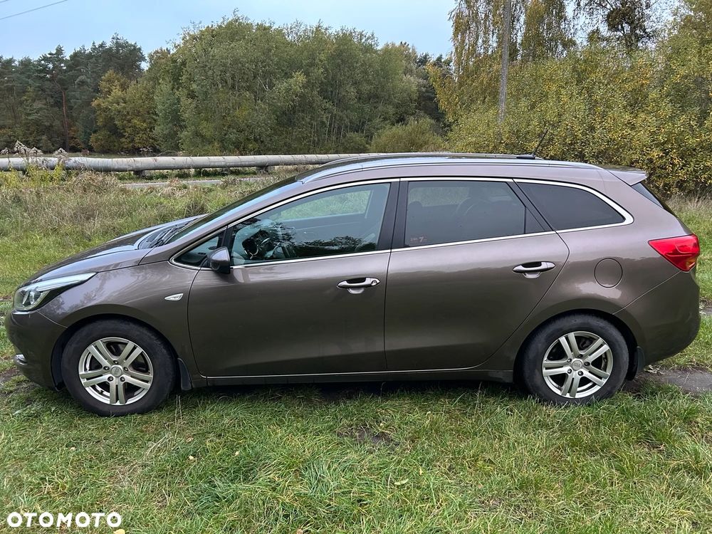 Kia Ceed 2015 photo 4