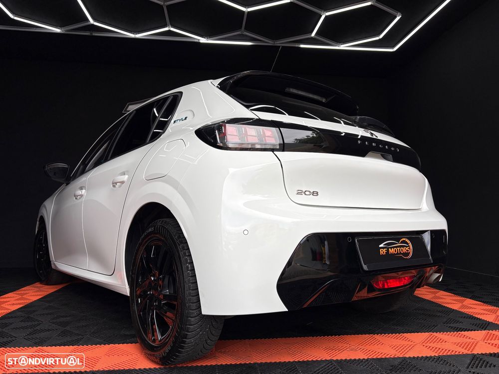 Peugeot 208 PureTech 100 Style - 29