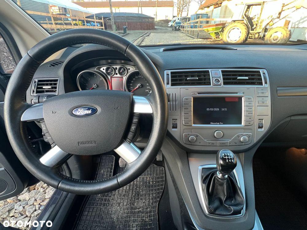 Ford Kuga 2.0 TDCi Titanium - 11