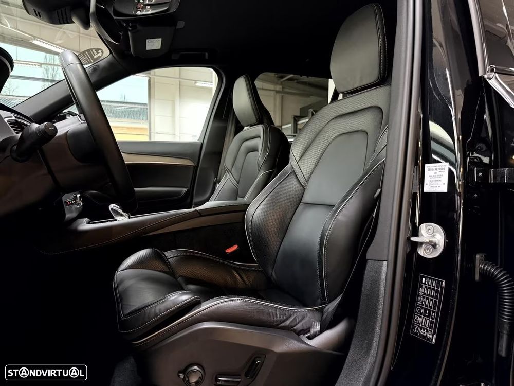 Volvo XC 90 T8 AWD Recharge Plus Dark - 17