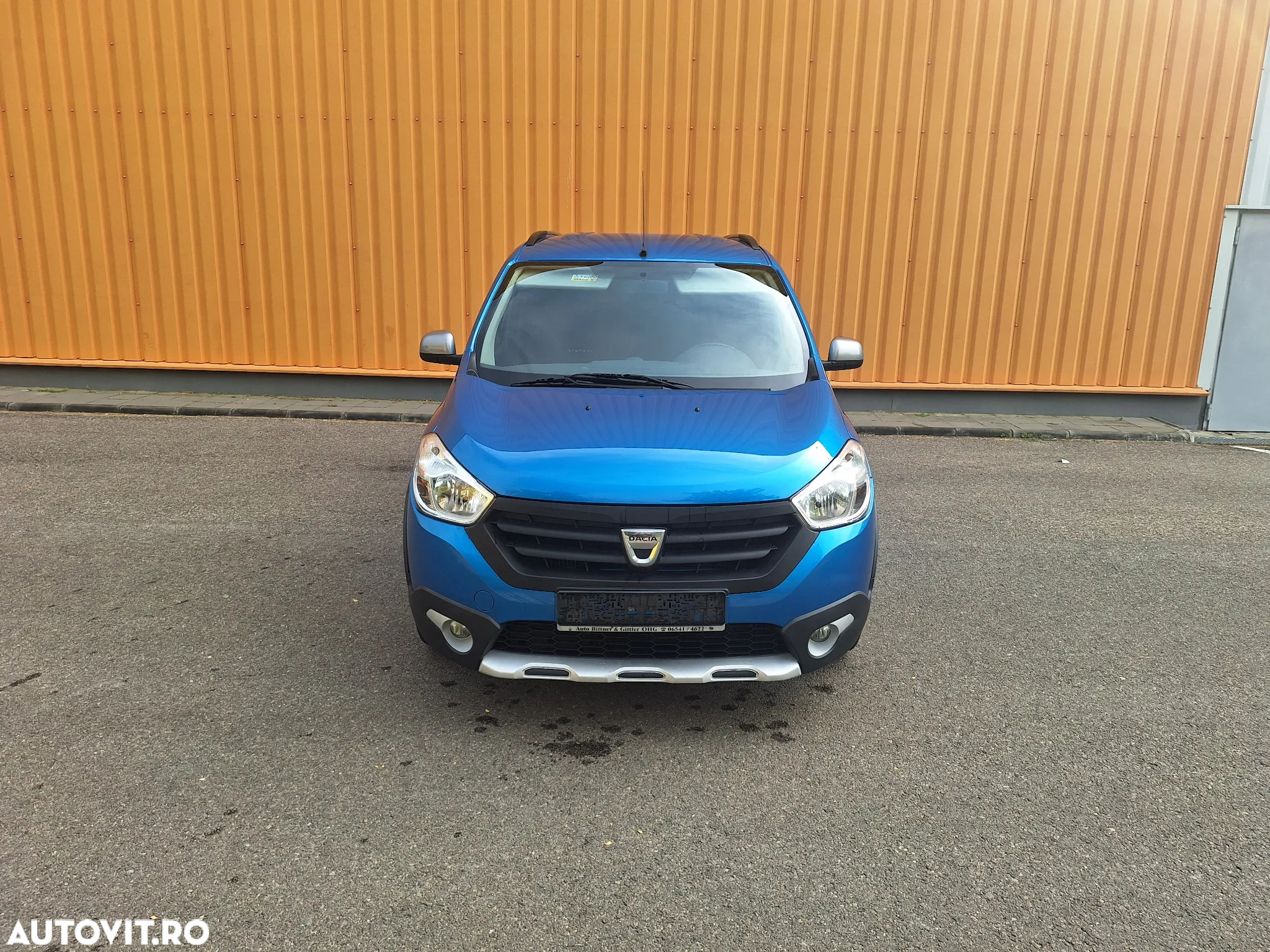 Dacia Lodgy 1.5 dCi Stepway - 9