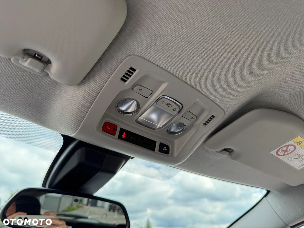 Citroën C3 Pure Tech 110 S&S EAT6 SHINE - 23