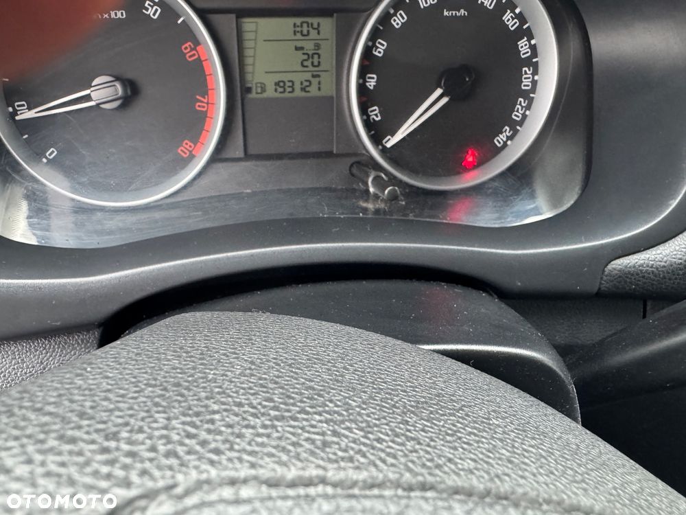 Skoda Roomster 1.6 16V Comfort PLUS EDITION - 12