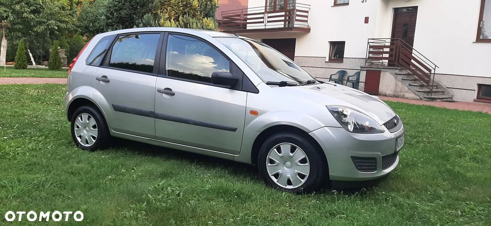 Ford Fiesta - 27
