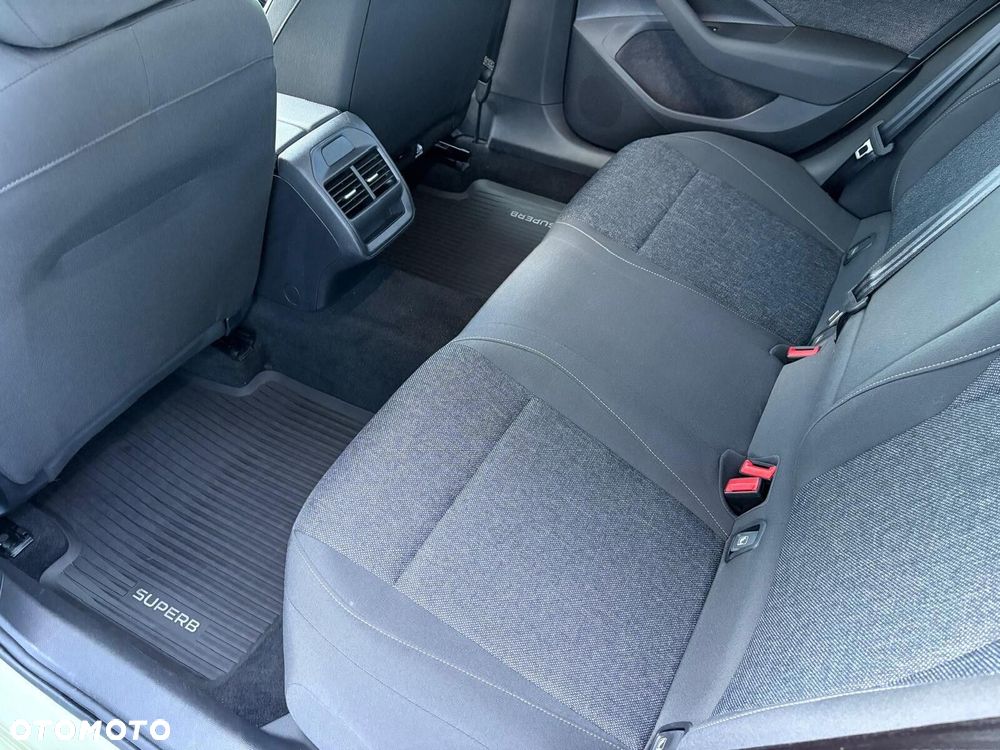 Skoda Superb 1.5 TSI mHEV Essence DSG - 14