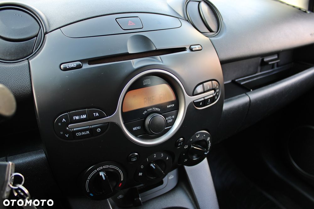 Mazda 2 1.3 MZR Active - 21