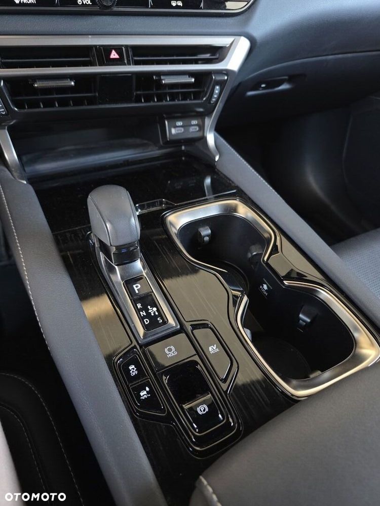 Lexus RX - 14